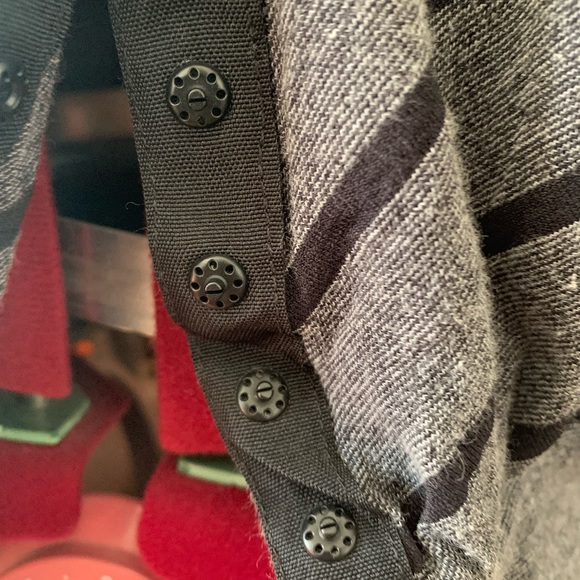 STRIPED SNAP FRONT CARDIGAN - Picture 5 of 9